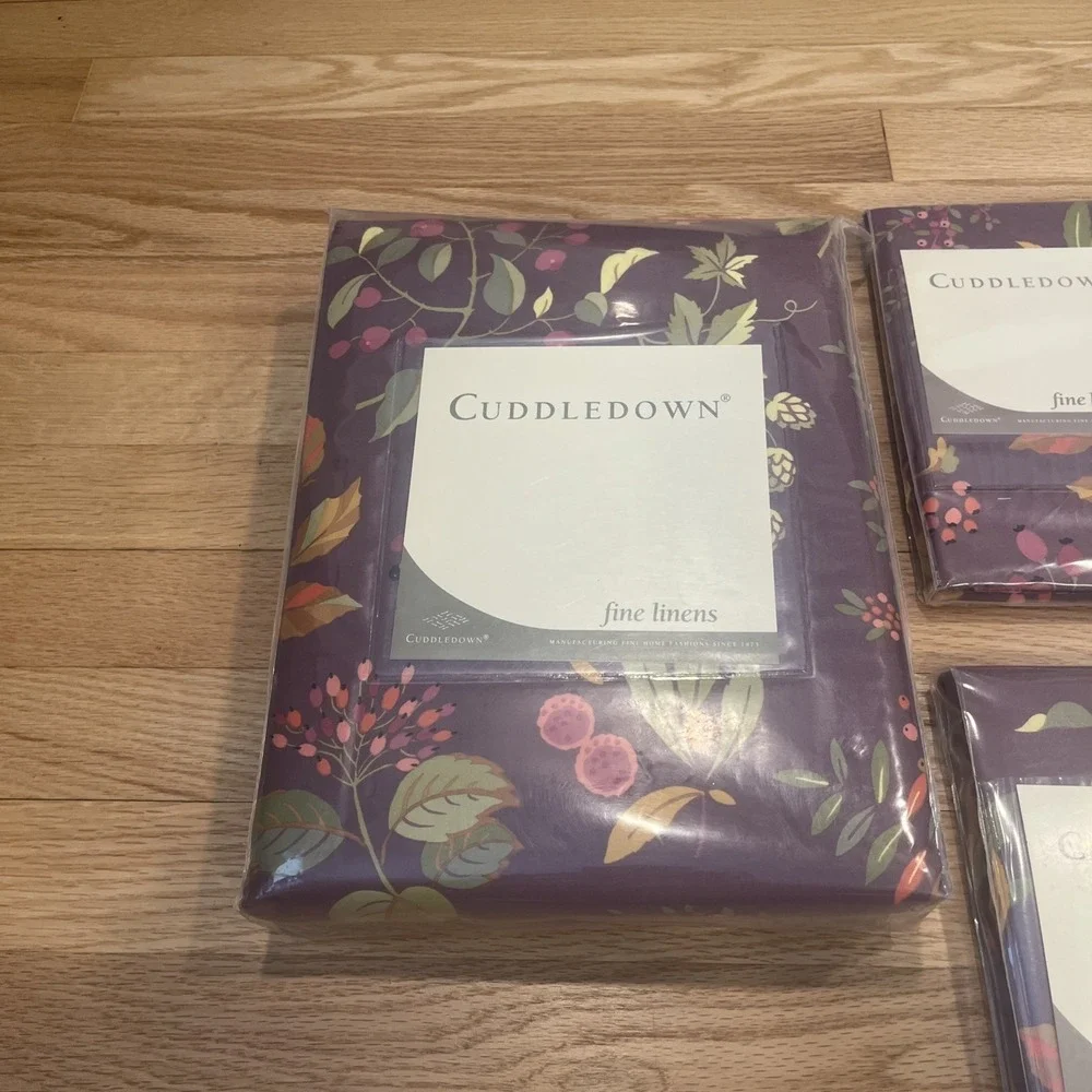 Cuddledown King LENORA Duvet Cover King Sham, Euro Sham Burgundy‎